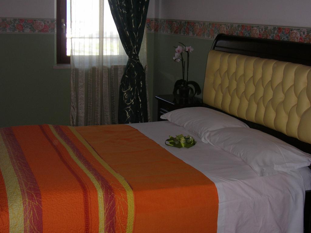 B&B 7 Camini Сан-Джованни-Лупатото Экстерьер фото